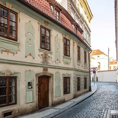 דירה Mala Strana Little Palace *